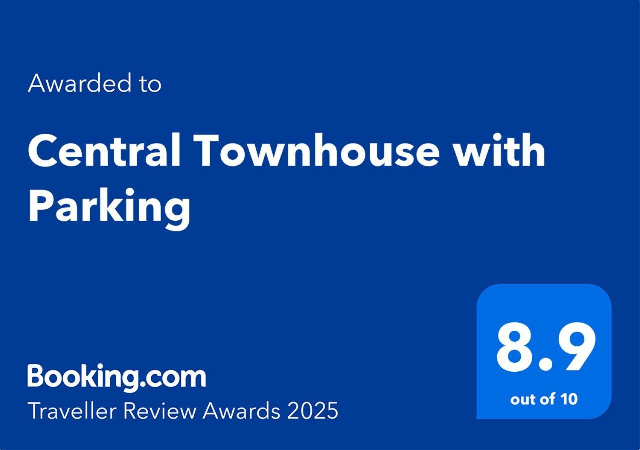 Central Townhouse With Parking Telford Eksteriør bilde
